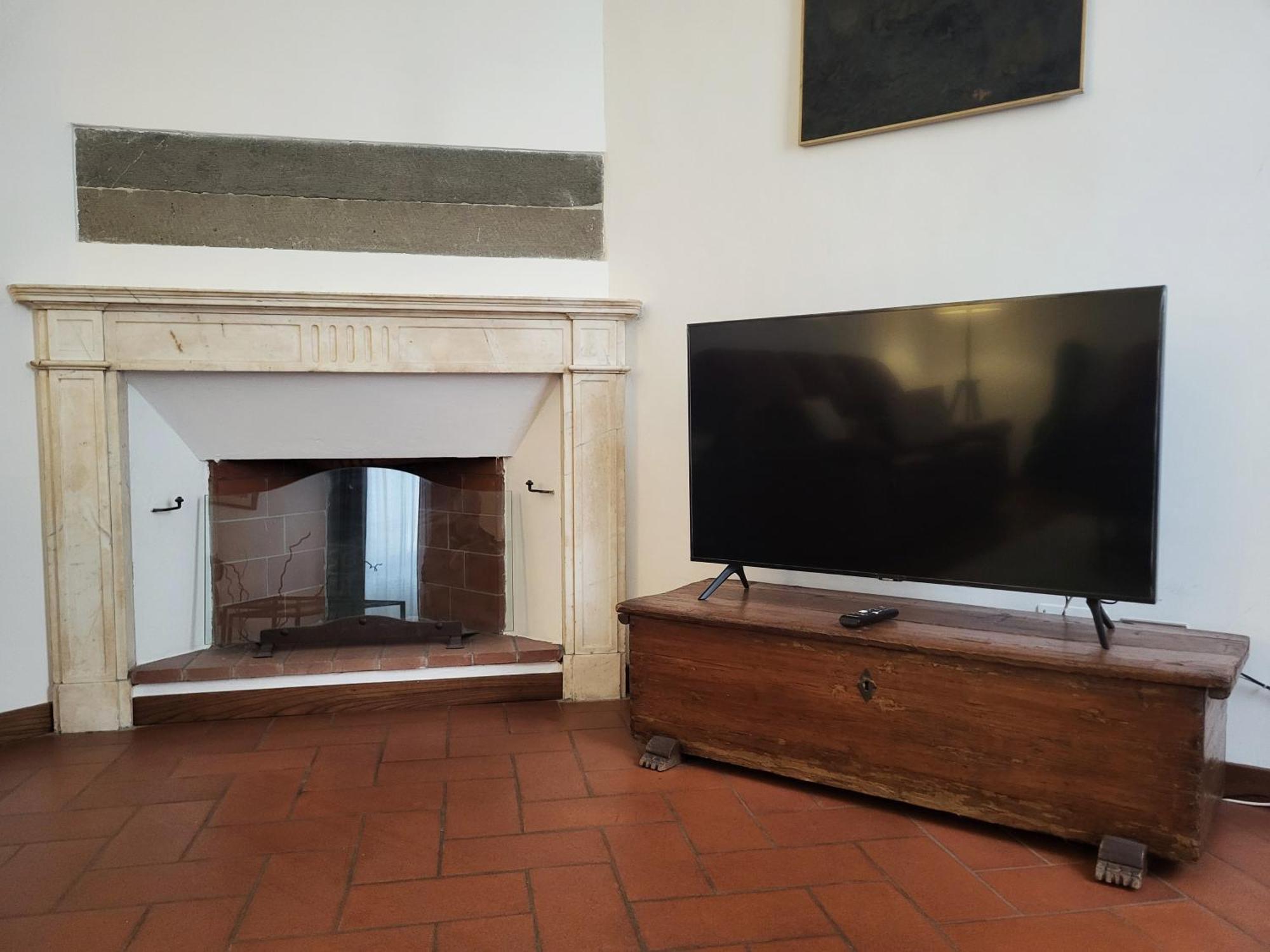 110 Sqm Apartment 6 Sleeps In Santa Croce Firenze Bagian luar foto